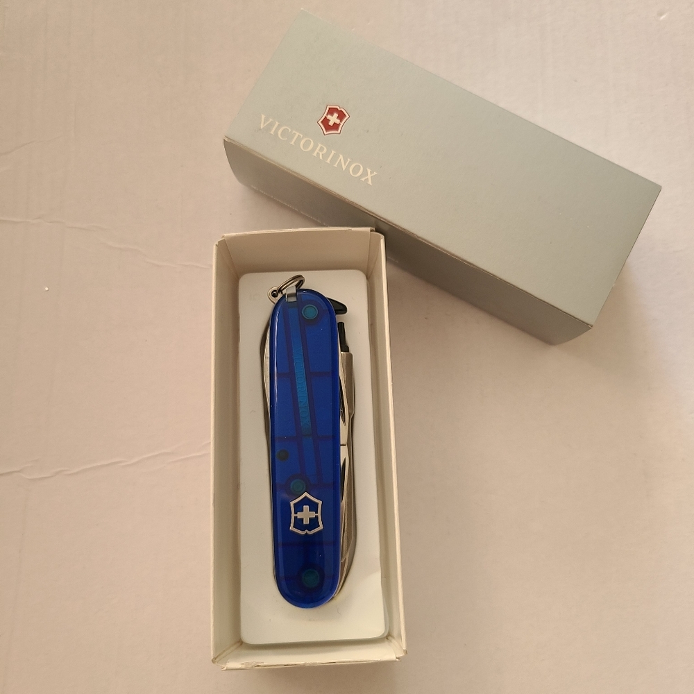 VICTORINOX CYBERTOOL 34